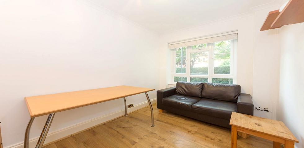 			NEW INSTRUCTION, 2 Bedroom, 1 bath, 1 reception Flat			 Mapesbury Road, KILBURN/BRONDESBURY